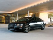 Audi A8 черный